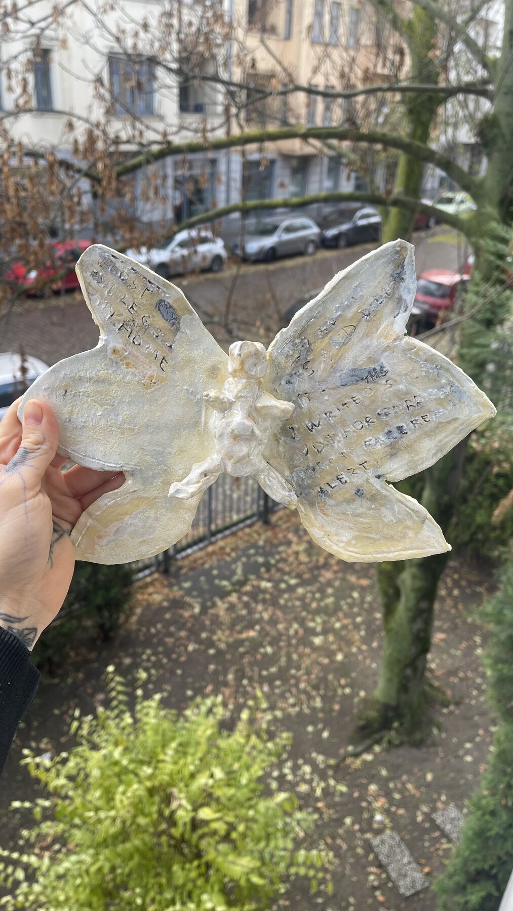 Imago — 2026, 13×15 cm, Berlin